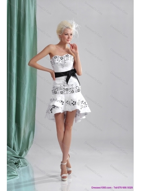 Popular Short Colored Wedding Dress with Emboidery and Bownot
