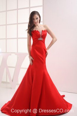 Red Mermaid Strapless Beading Ruching Wedding Dress