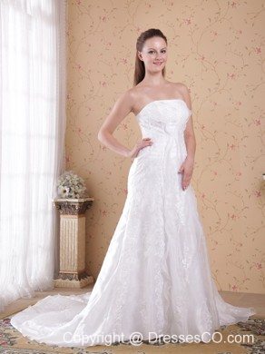 White A-Line / Princess Strapless Court Train Organza and Satin Beading Wedding Dress
