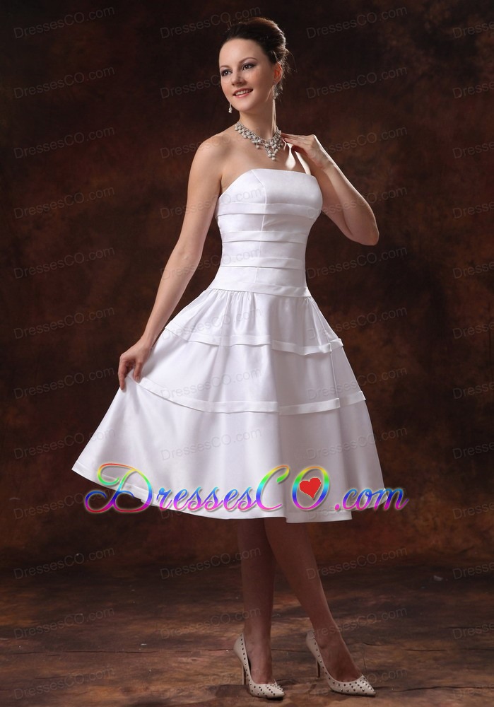 Simple Taffeta A-line Knee-length Wedding Dress For Custom Made