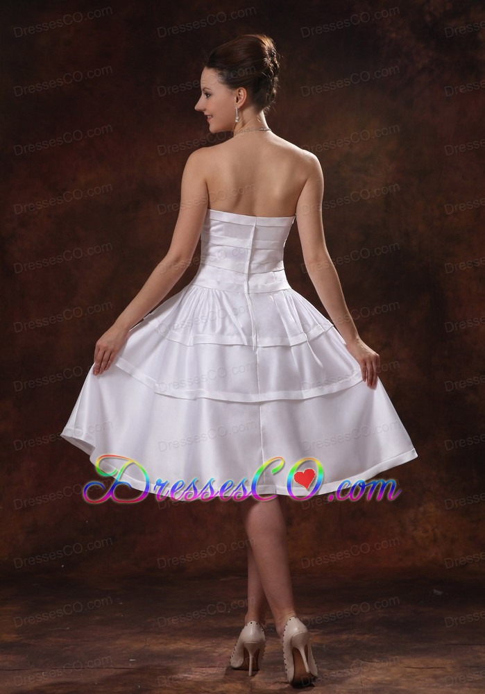 Simple Taffeta A-line Knee-length Wedding Dress For Custom Made