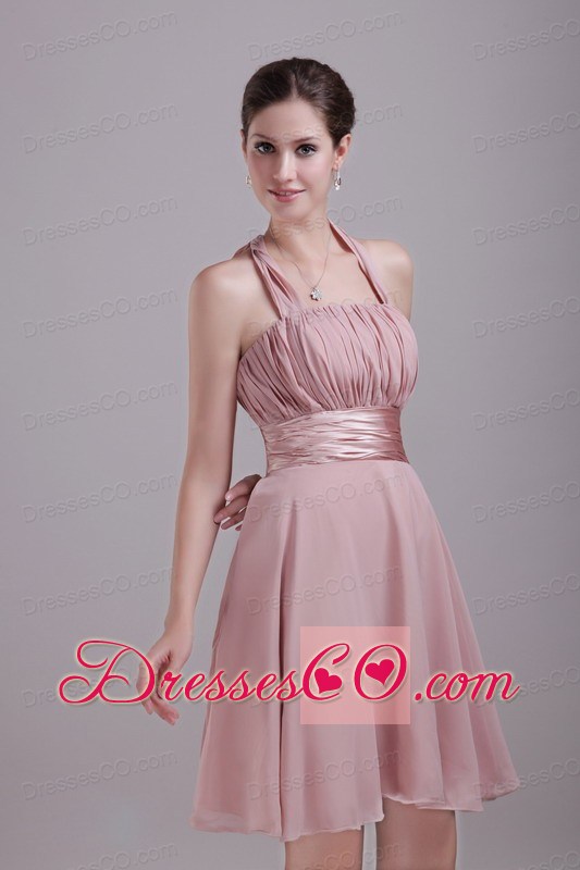 Pink A-line / Princess Halter Mini-length Chiffon Ruching Prom / Homecoming Dress