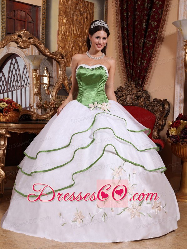 Spring Green And White Ball Gown Strapless Long Organza Embroidery Quinceanera Dress
